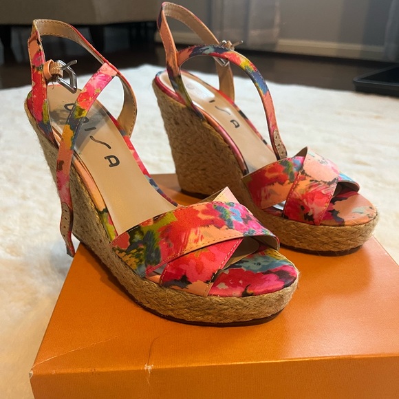 Unisa Espadrilles Pink and Peach floral Wedge Sandals - Picture 9 of 12